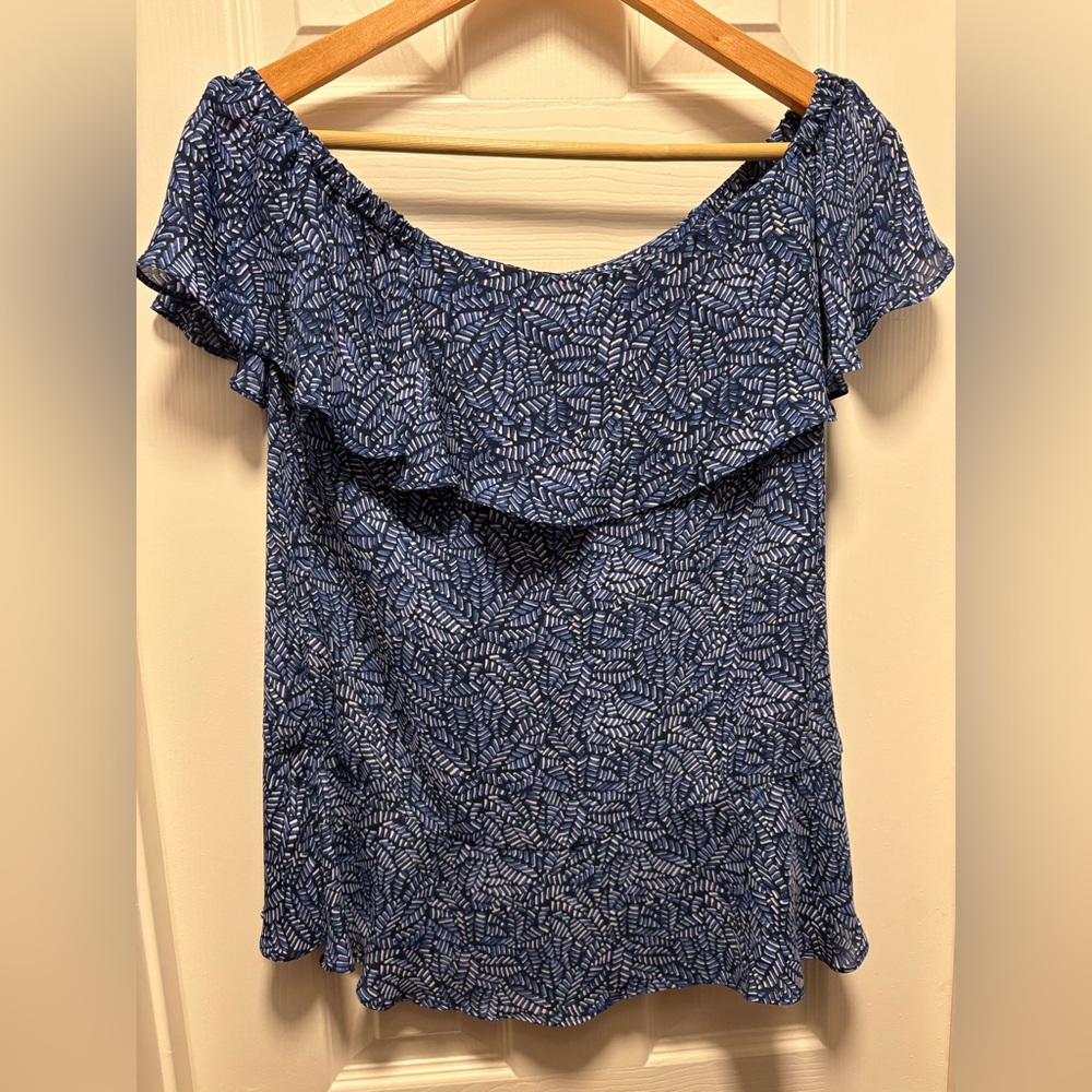 Off or On the Shoulder Silk Banana Republic Ruffle Blouse